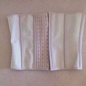 VIANNA Ultra clinching corset size Medium/Large. Fully adjustable.